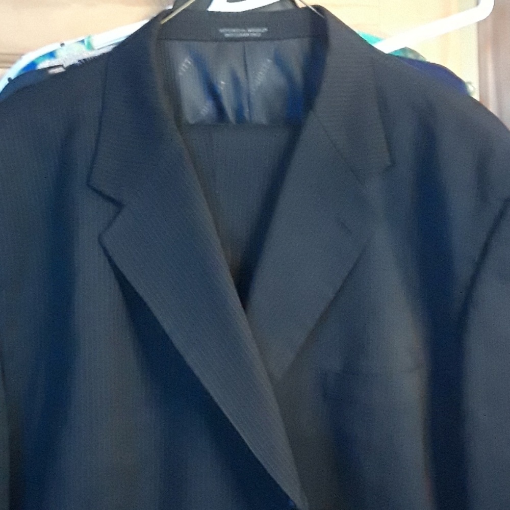 Vittorio st Angelo suit b/o